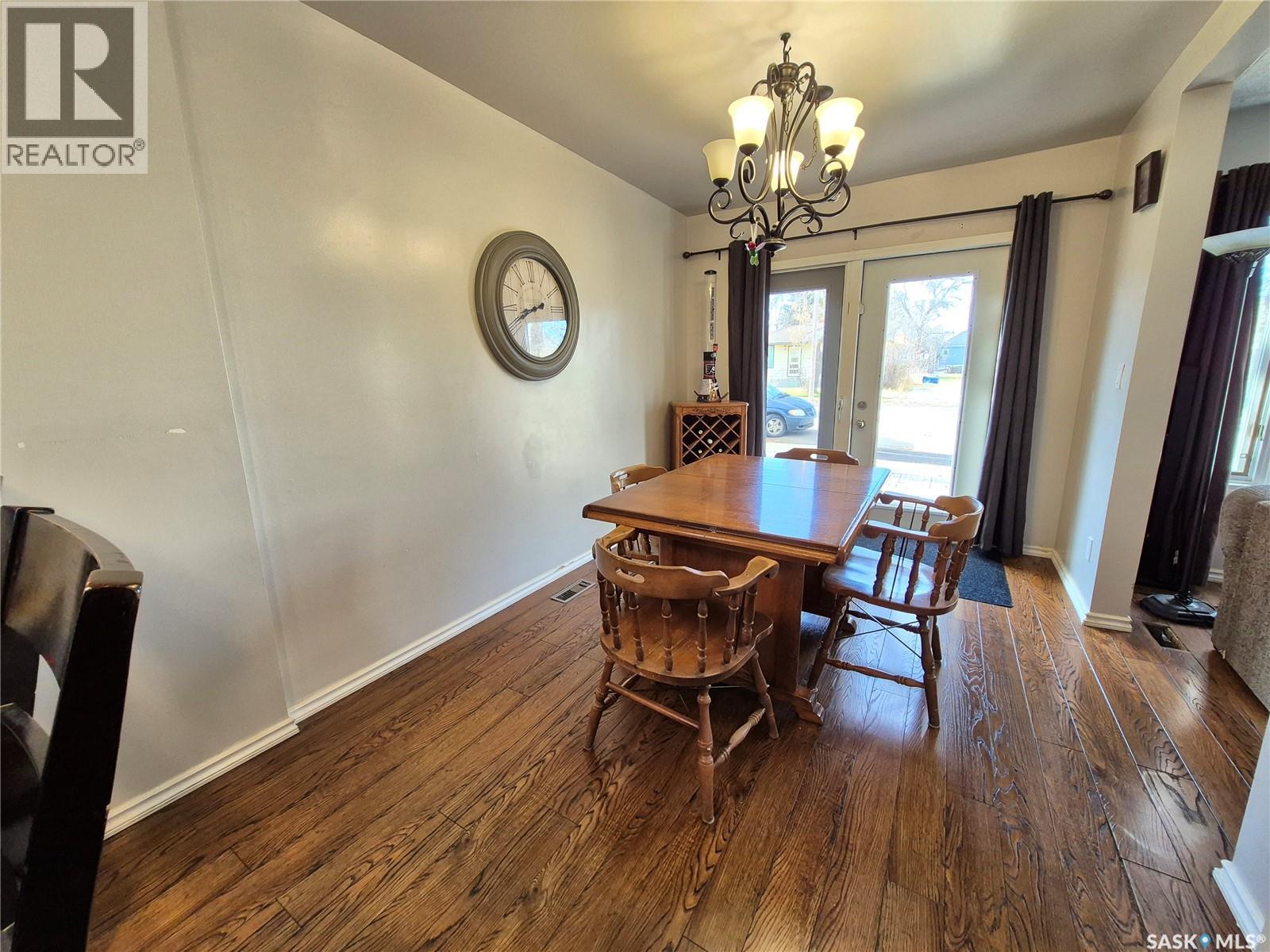 515 Beckwell Avenue, Radville, Saskatchewan  S0C 2G0 - Photo 6 - SK023982