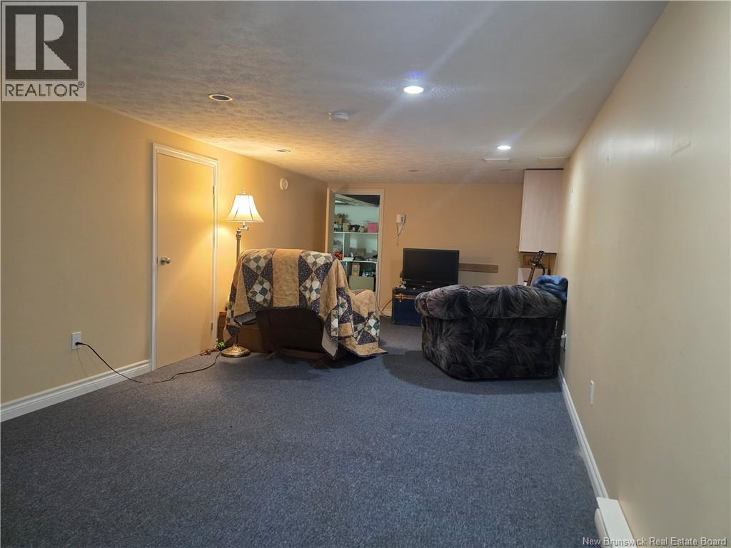 106 West River Rd., Grand Falls, New Brunswick  E3Z 1R6 - Photo 37 - NB130092