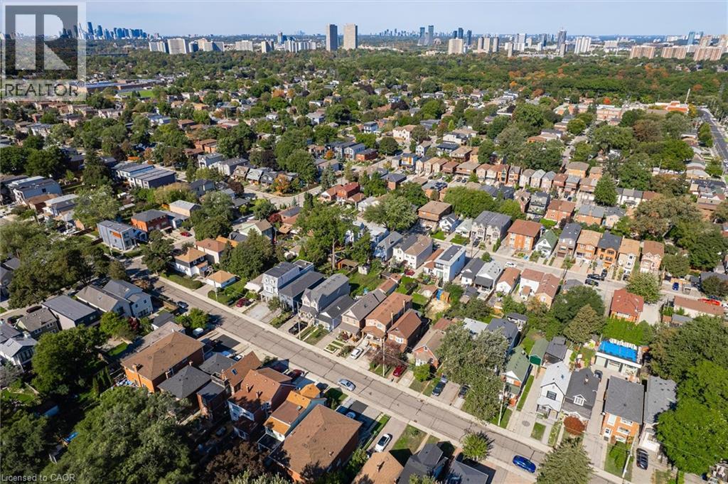 108 Barker Avenue, Toronto, Ontario  M4C 2N9 - Photo 4 - 40788009