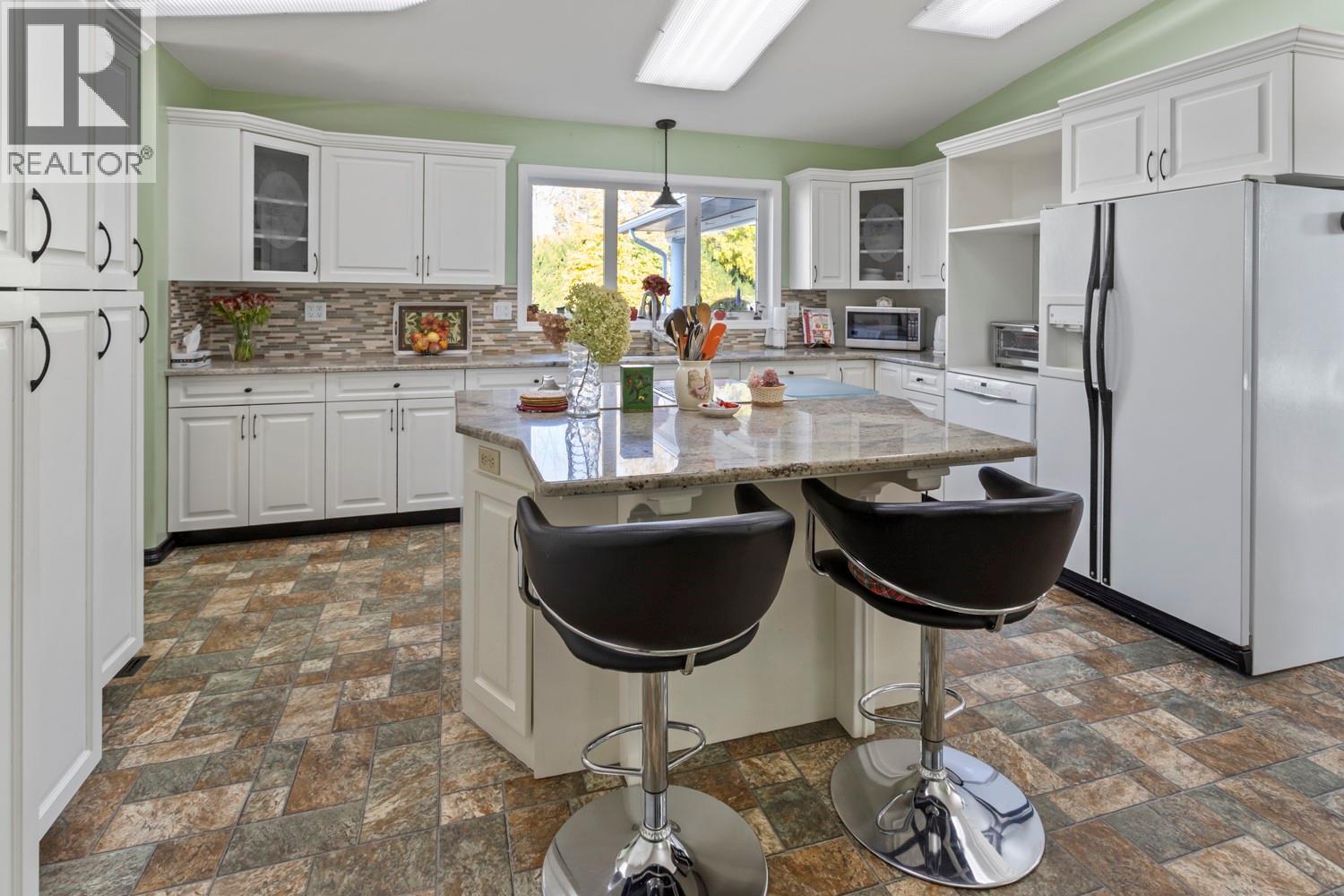 409 33rd Avenue S, Erickson, British Columbia  V0B 1G1 - Photo 10 - 10367672