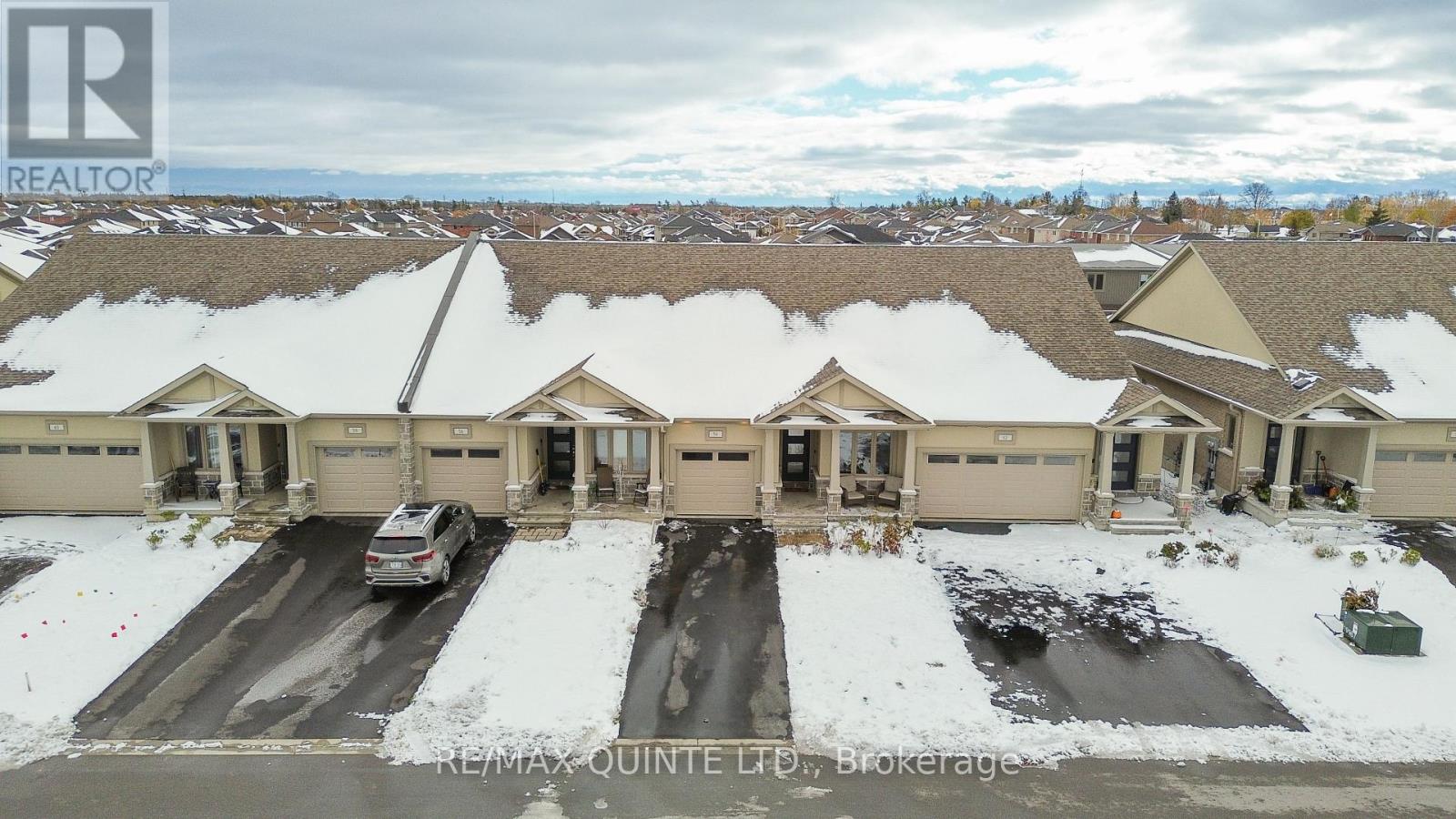 54 Athabaska Drive, Belleville, Ontario  K8N 0T2 - Photo 2 - X12541294