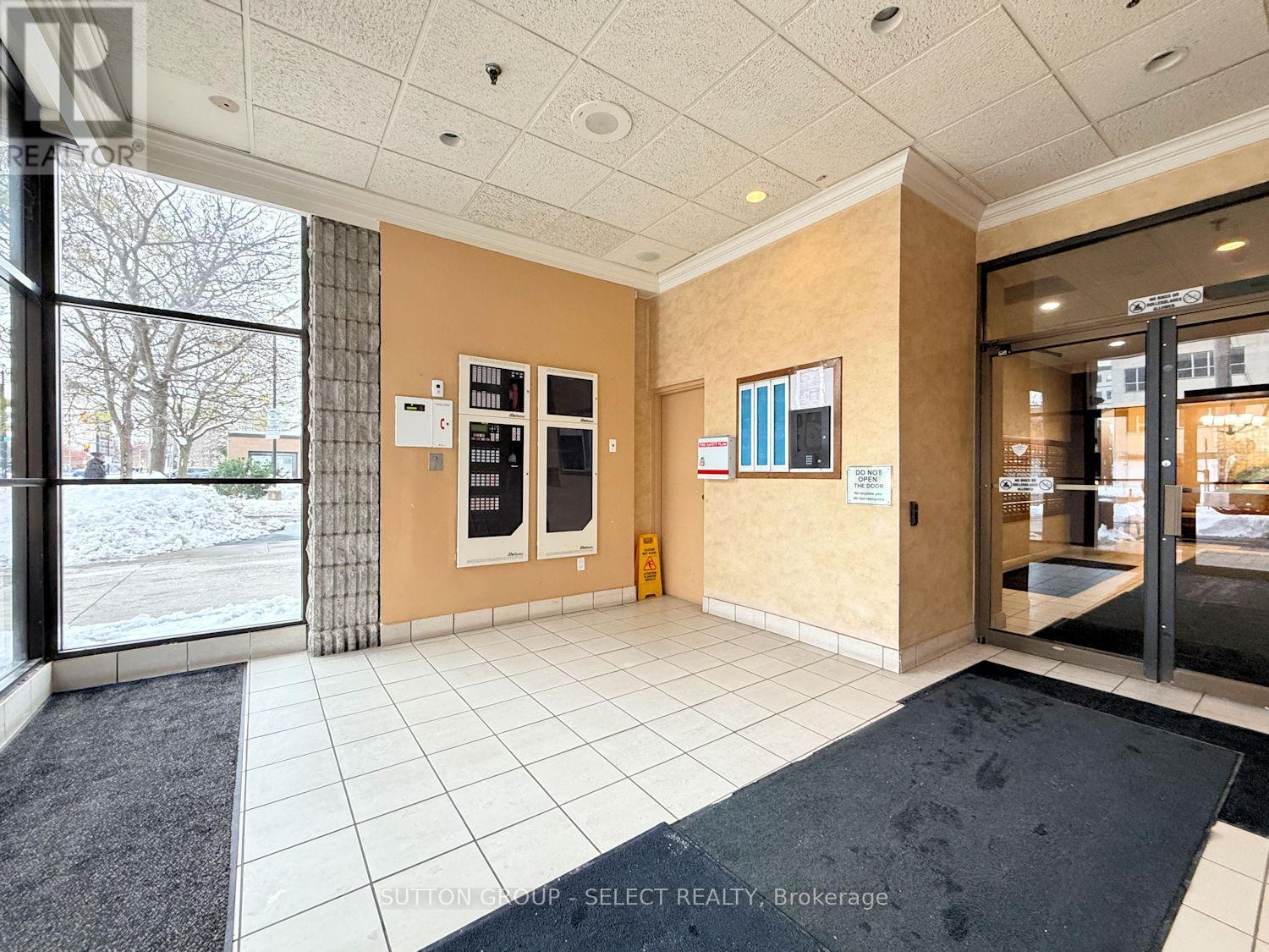 1901 - 389 Dundas Street, London East, Ontario  N6B 3L5 - Photo 3 - X12541148