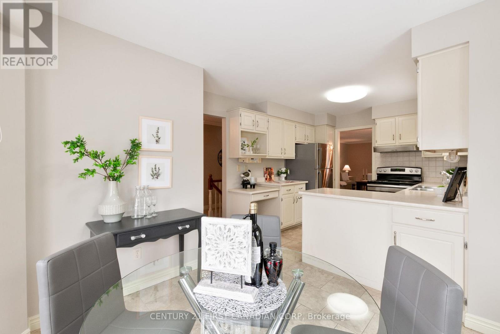 33 - 163 Pine Valley Drive, London South, Ontario  N6J 4R4 - Photo 12 - X12541206