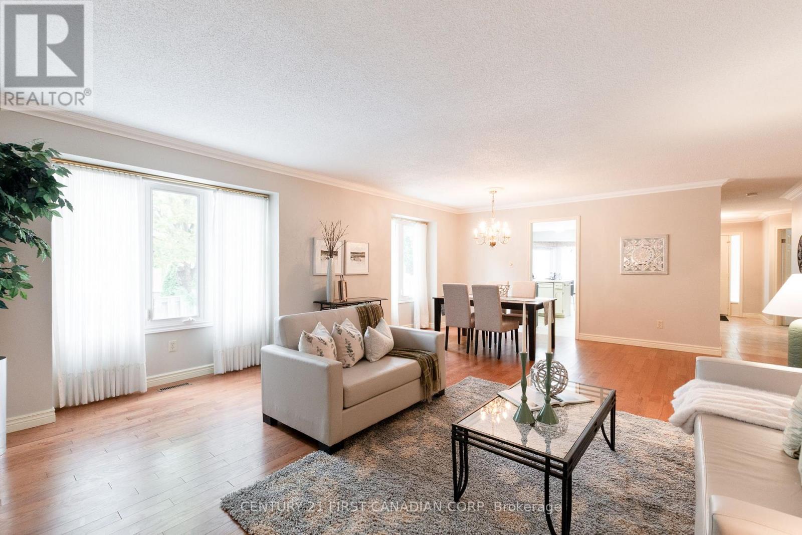 33 - 163 Pine Valley Drive, London South, Ontario  N6J 4R4 - Photo 23 - X12541206