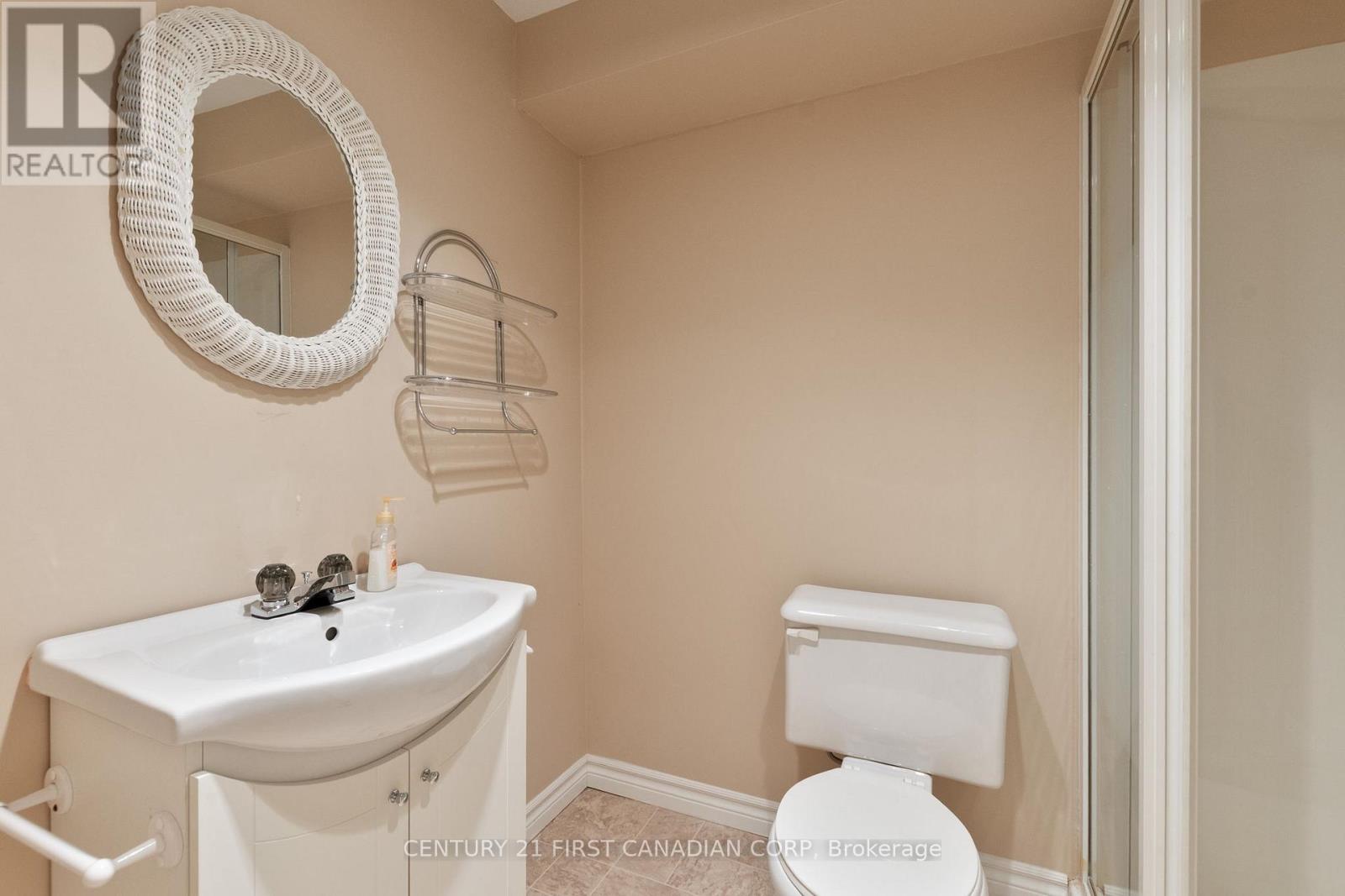 33 - 163 Pine Valley Drive, London South, Ontario  N6J 4R4 - Photo 42 - X12541206