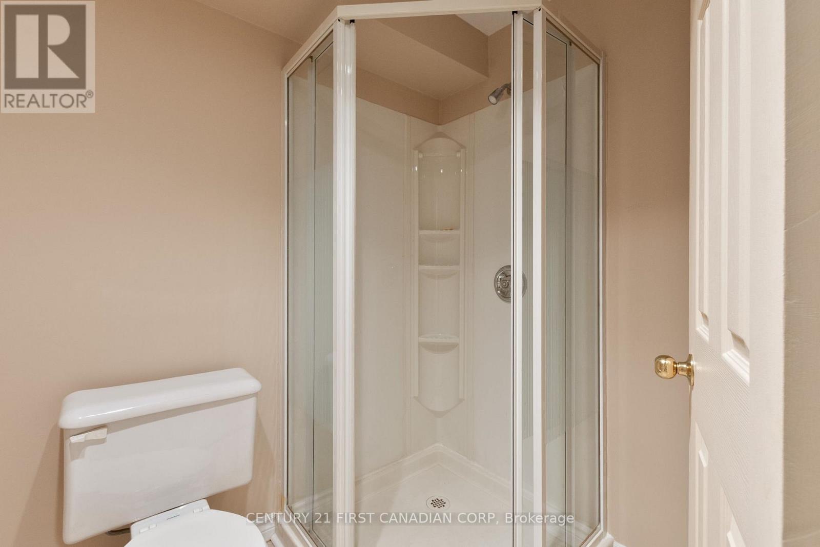 33 - 163 Pine Valley Drive, London South, Ontario  N6J 4R4 - Photo 43 - X12541206