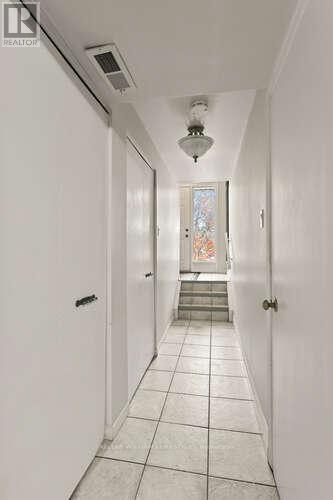 655 Griffith Street, London South, Ontario  N6K 2S5 - Photo 26 - X12541356