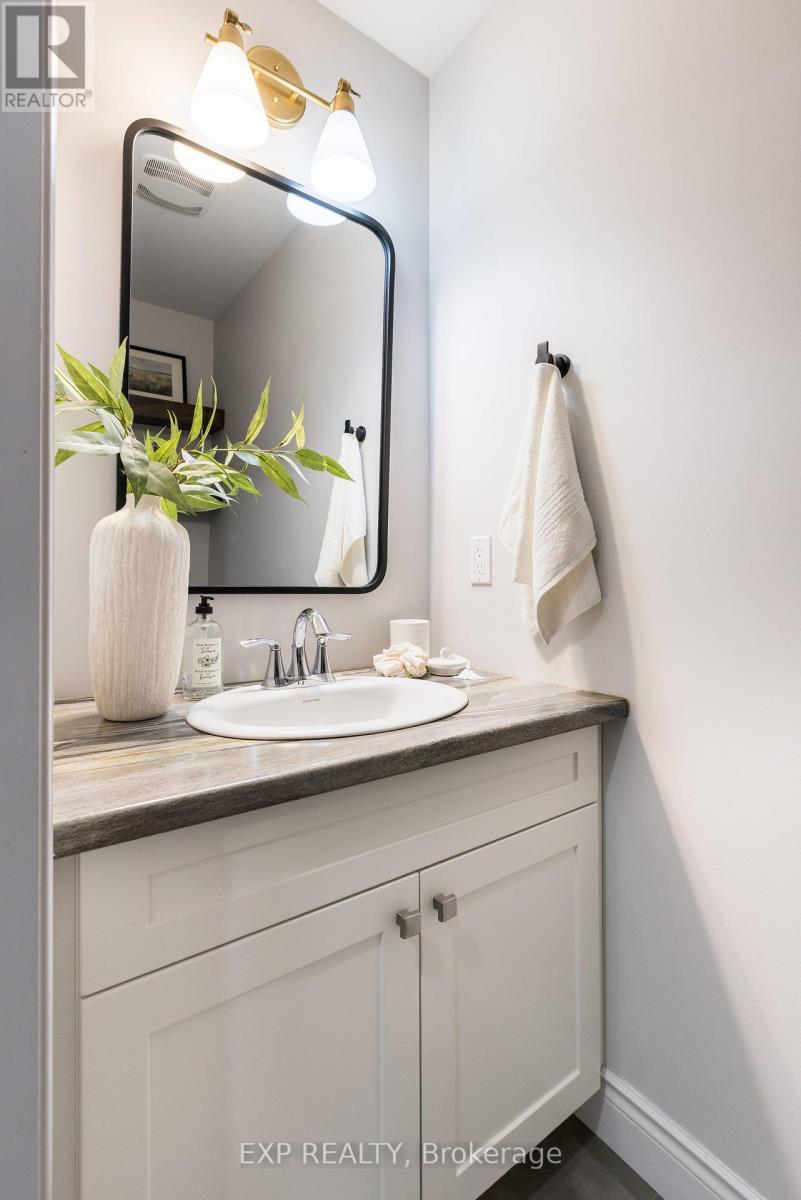 2180 Yellowbirch Place, London North, Ontario  N6G 5C1 - Photo 18 - X12541436