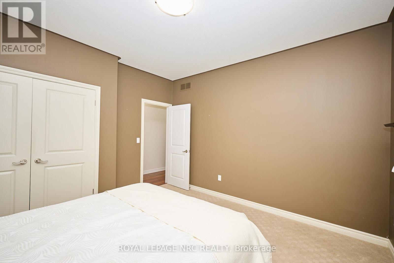 45 Timber Creek Crescent, Pelham, Ontario  L3E 0P3 - Photo 39 - X12538118