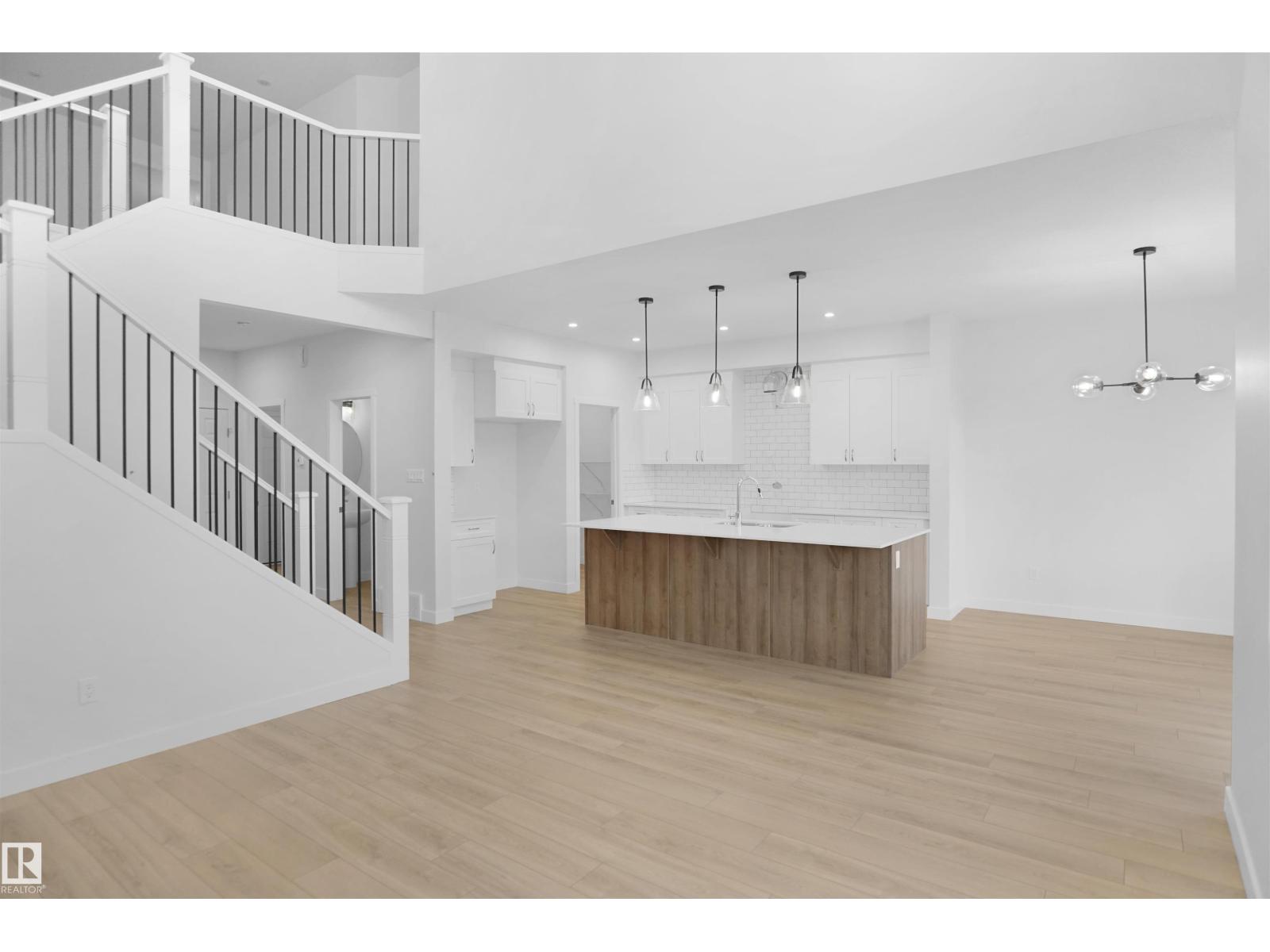 7227 182 Av Nw, Edmonton, Alberta  T5Z 0V6 - Photo 7 - E4465588