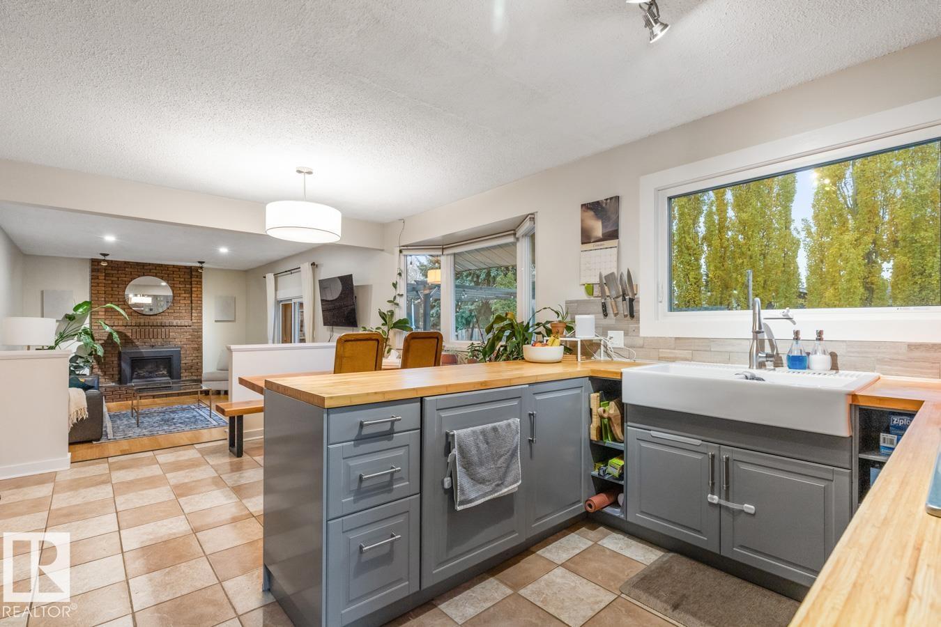 6815 11 Av Nw, Edmonton, Alberta  T6K 3M6 - Photo 12 - E4465589