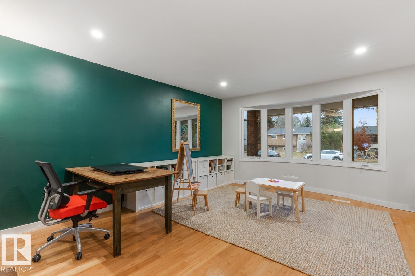 6815 11 Av Nw, Edmonton, Alberta  T6K 3M6 - Photo 6 - E4465589