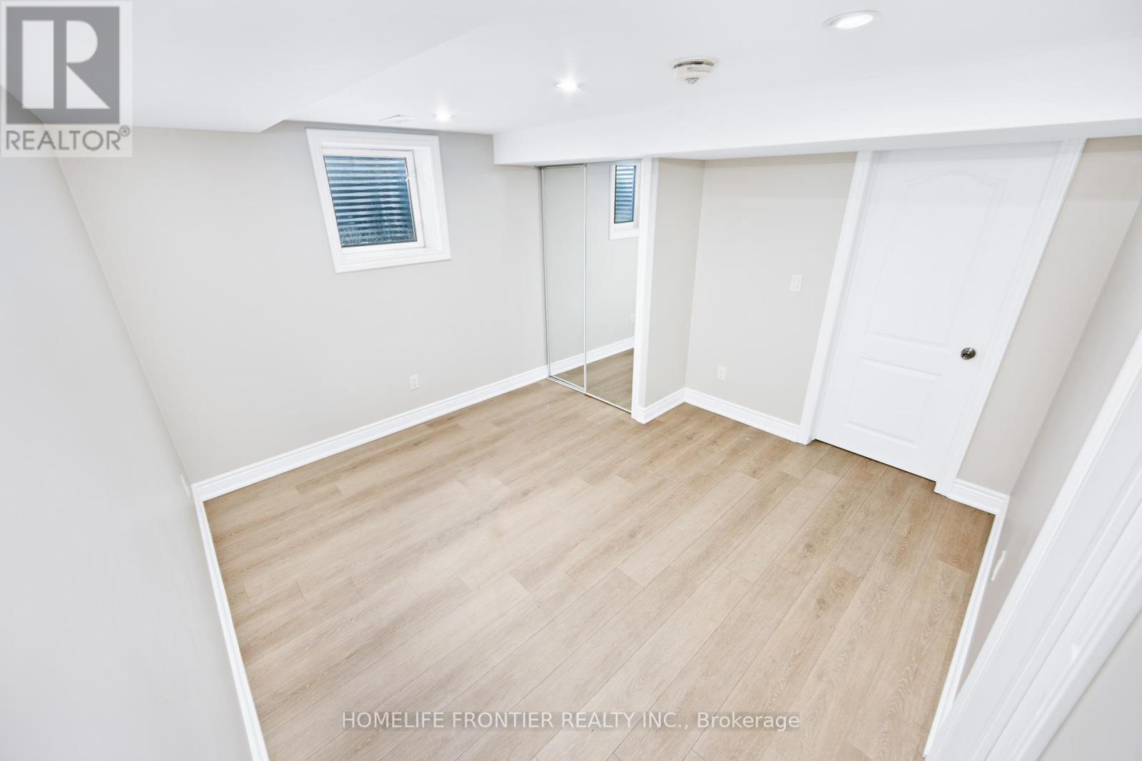 40 Pennywood Road, Brampton, Ontario  L6V 2K4 - Photo 11 - W12524550