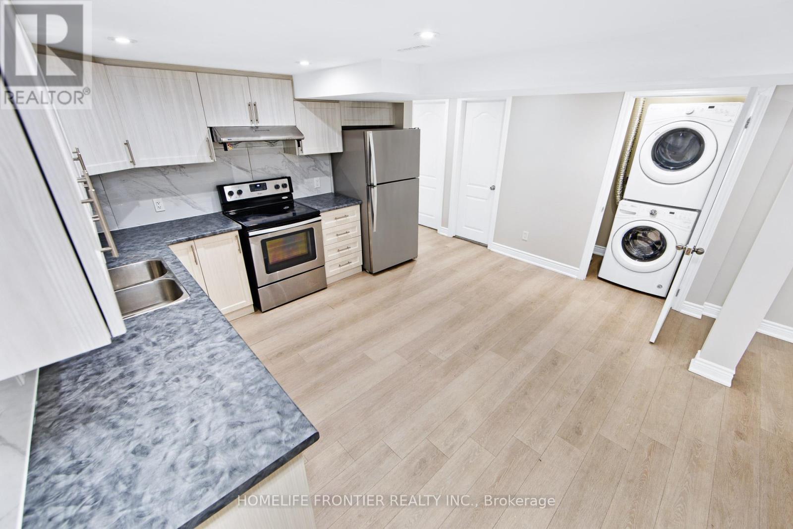 40 Pennywood Road, Brampton, Ontario  L6V 2K4 - Photo 7 - W12524550