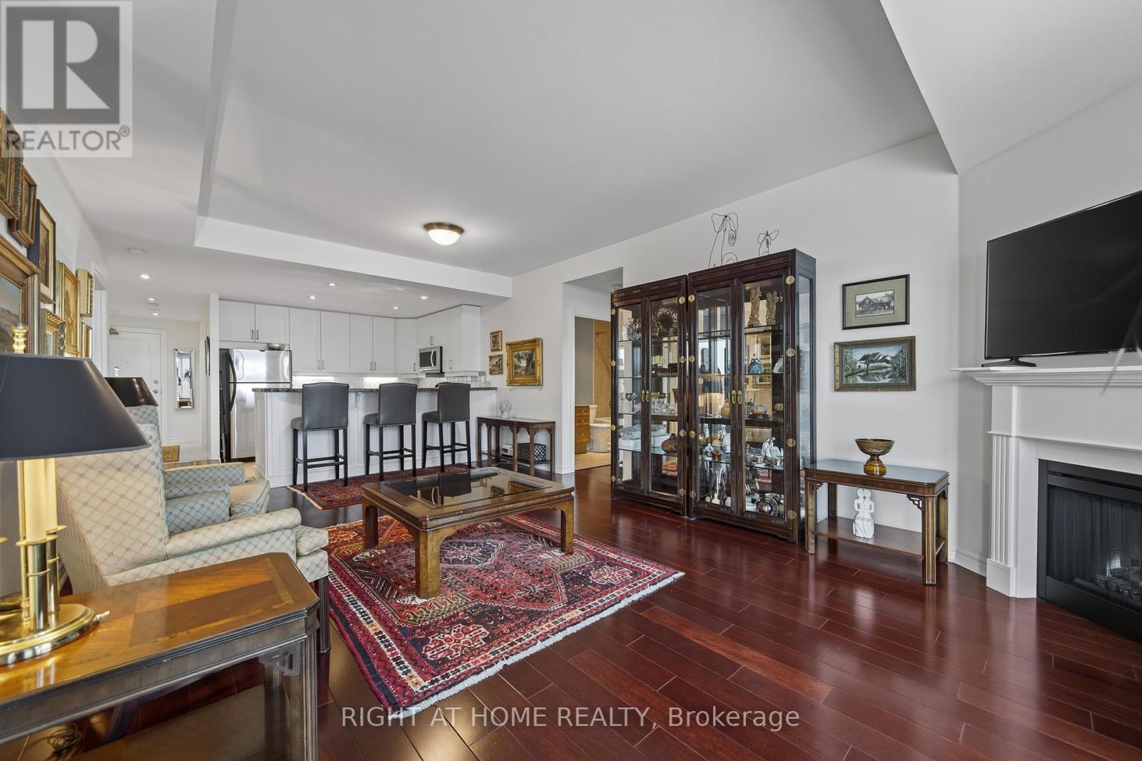 409 - 6 Toronto Street, Barrie, Ontario  L4N 9R2 - Photo 10 - S12526486