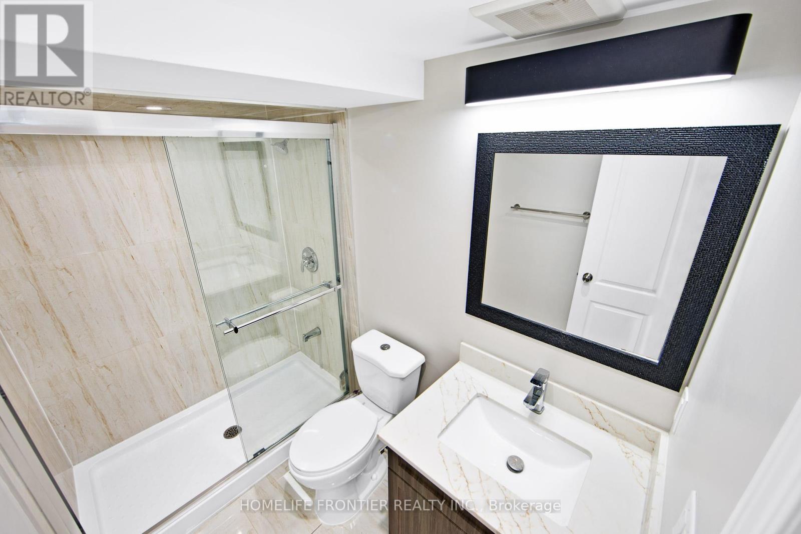 40 Pennywood Road, Brampton, Ontario  L6V 2K4 - Photo 9 - W12524550