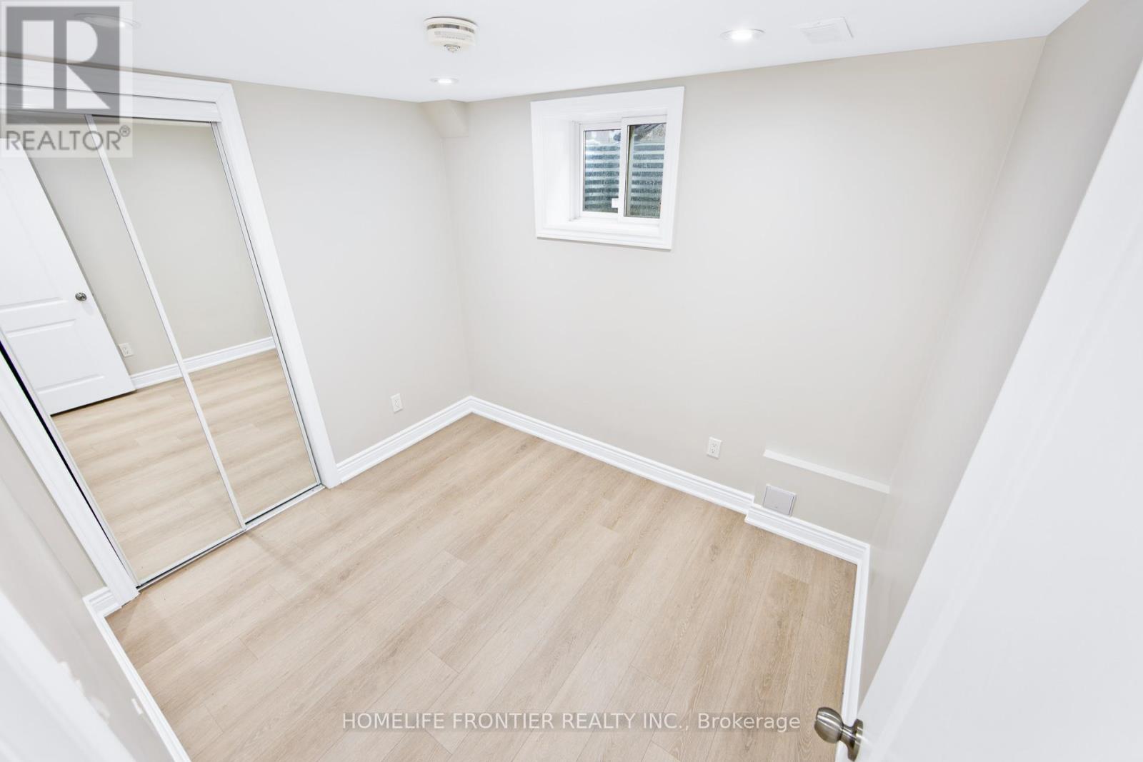 40 Pennywood Road, Brampton, Ontario  L6V 2K4 - Photo 12 - W12524550