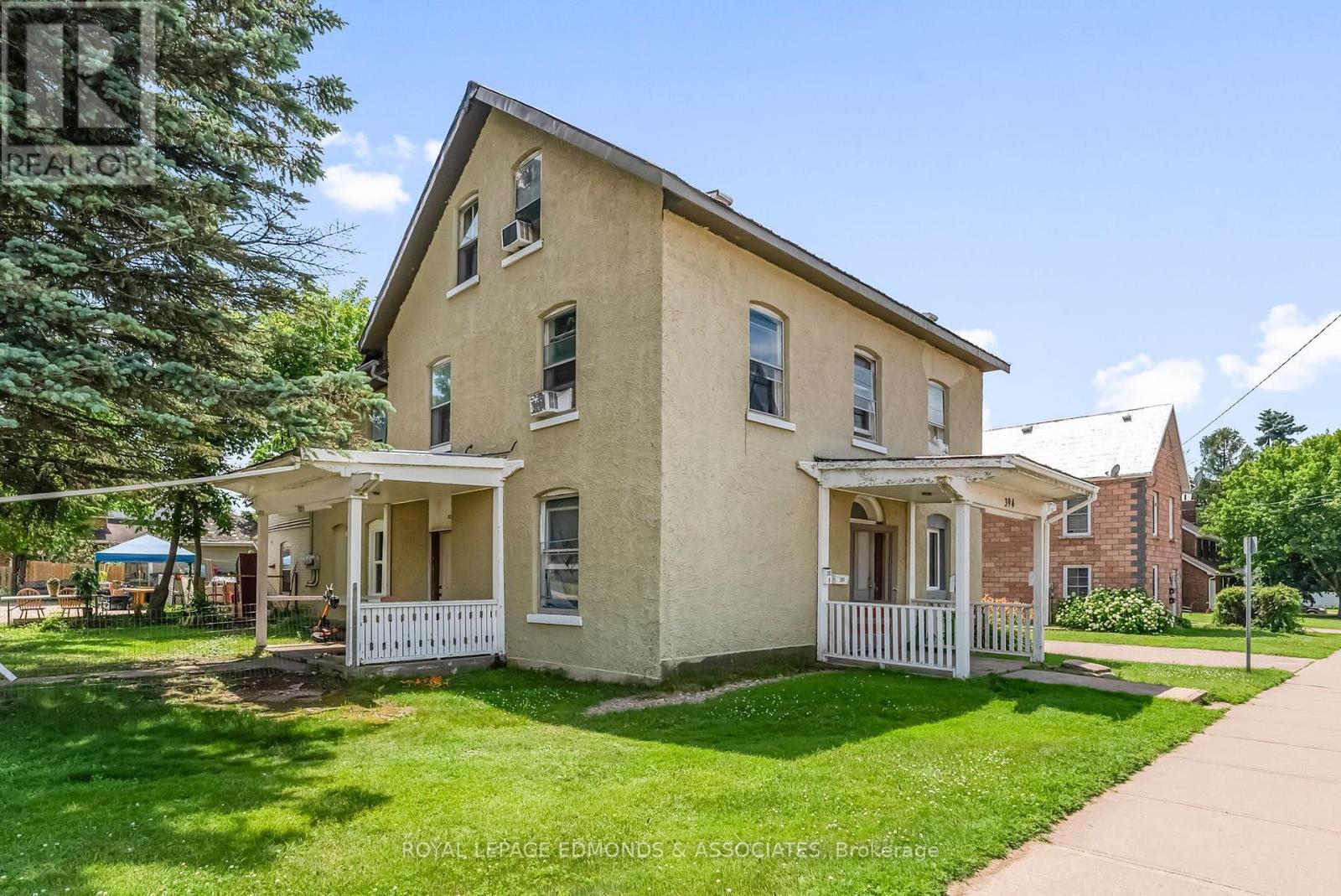 394 Pembroke Street E, Pembroke, Ontario  K8A 3K6 - Photo 1 - X12541352