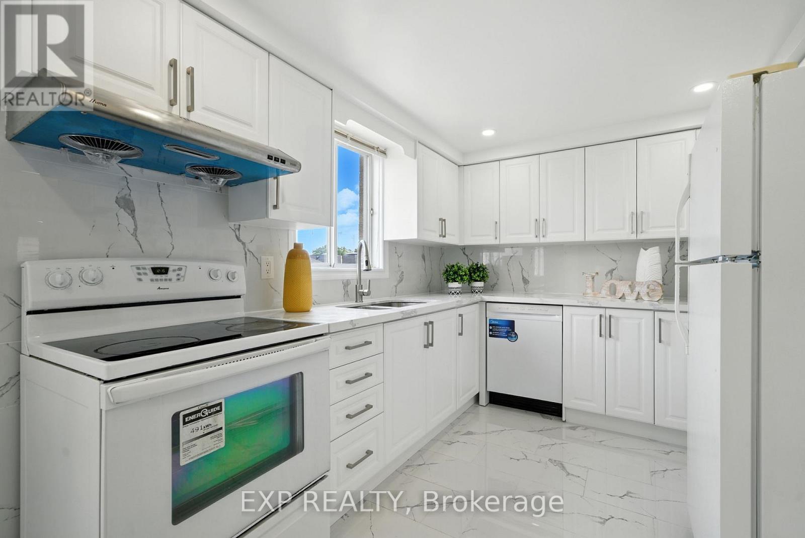 503 Broadgreen Street, Pickering, Ontario  L1W 3H6 - Photo 12 - E12420553