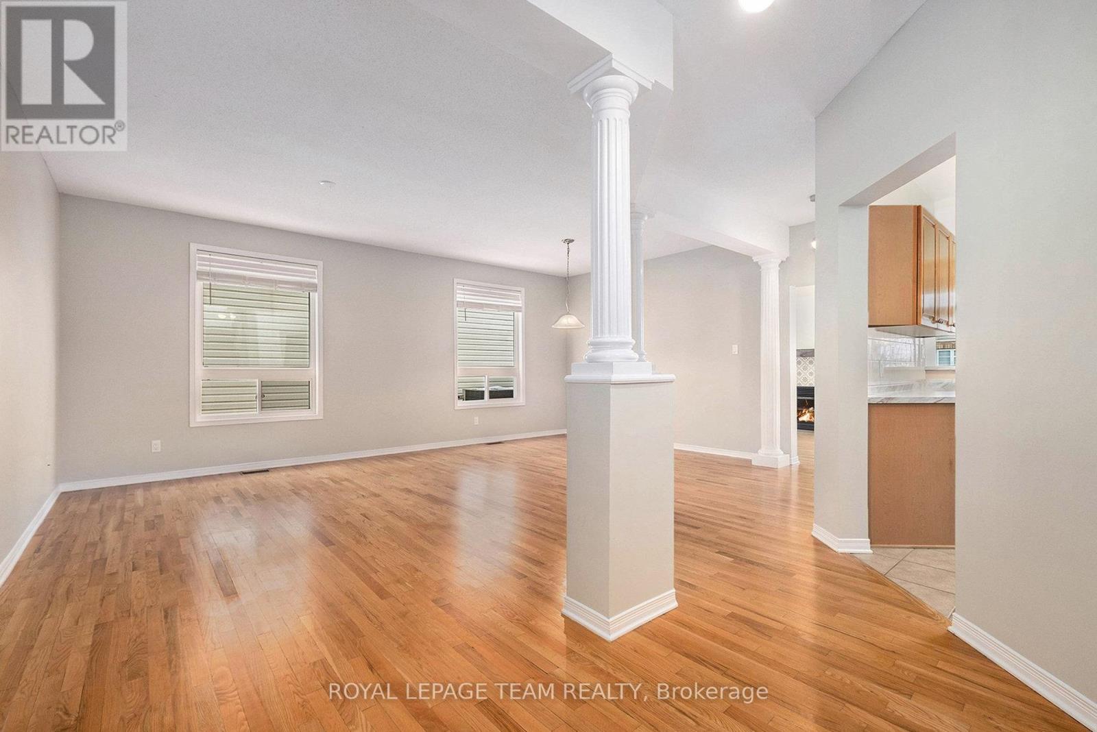 218 Deercroft Avenue, Ottawa, Ontario  K2J 5K1 - Photo 5 - X12541232