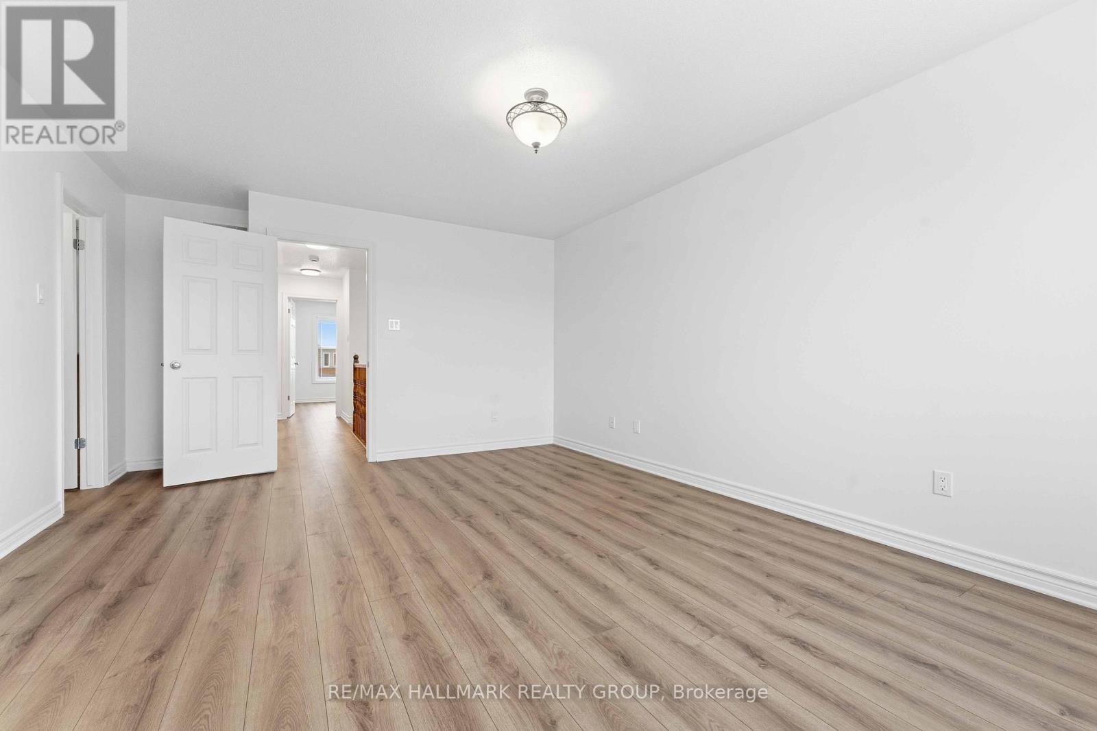 123 Silvermoon Crescent, Ottawa, Ontario  K4A 0P5 - Photo 37 - X12541332