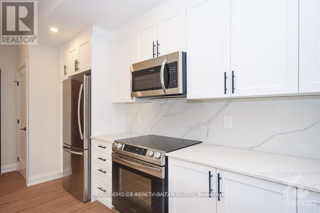 3 - 15 Monk Street, Ottawa, Ontario  K1S 3Y5 - Photo 5 - X12541398