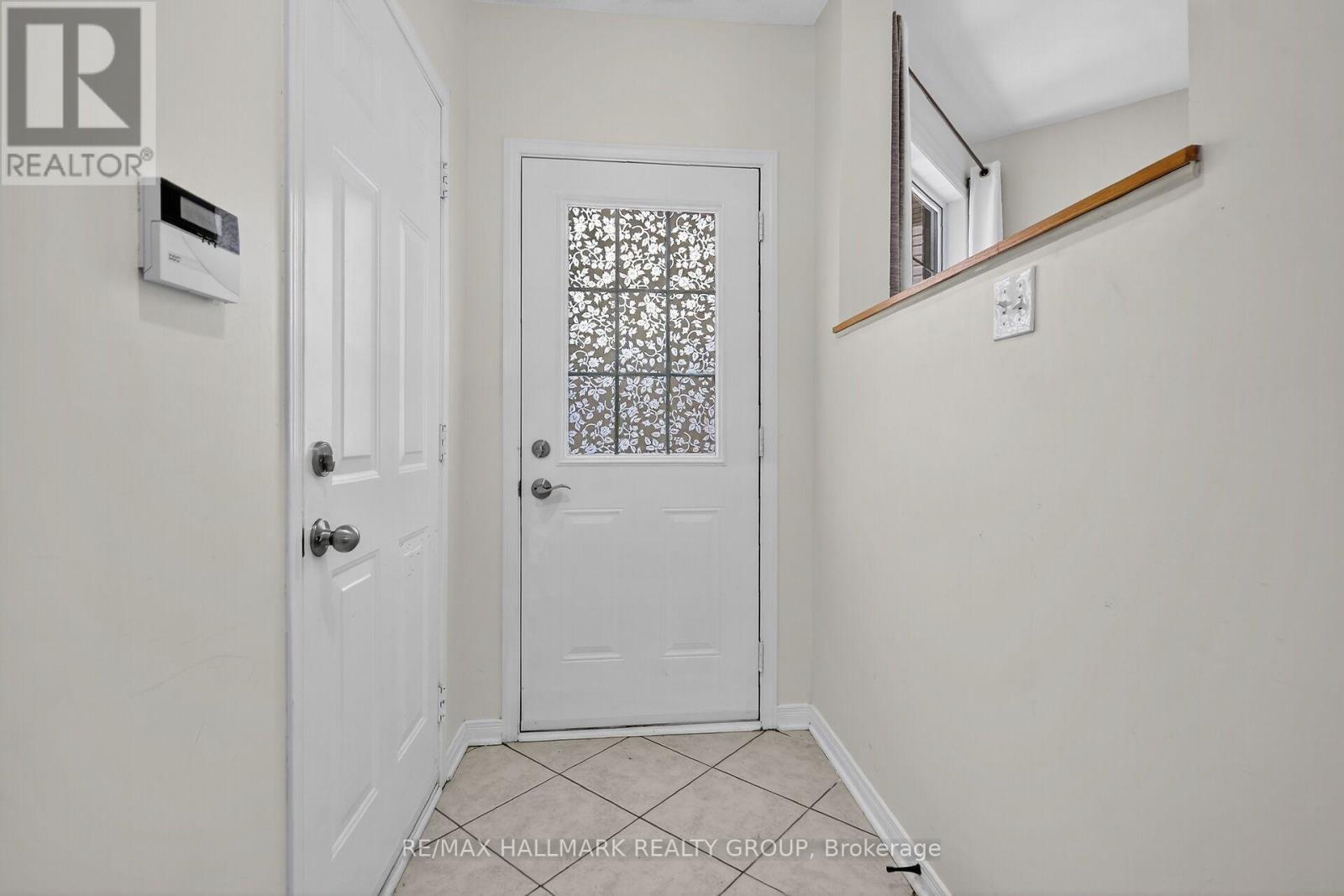 1505 Demeter Street, Ottawa, Ontario  K4A 5C6 - Photo 4 - X12541424