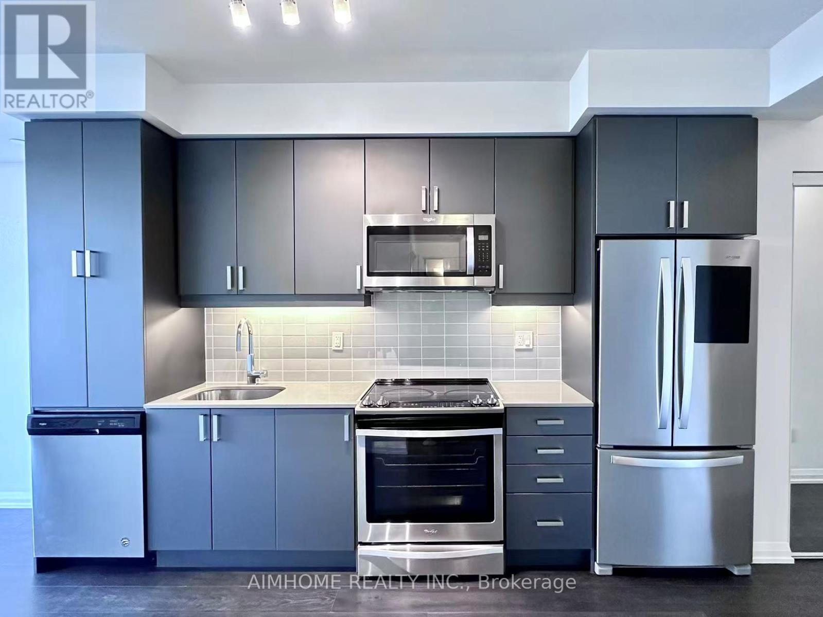 601 - 7895 Jane Street, Vaughan, Ontario  L4K 2M7 - Photo 4 - N12417459