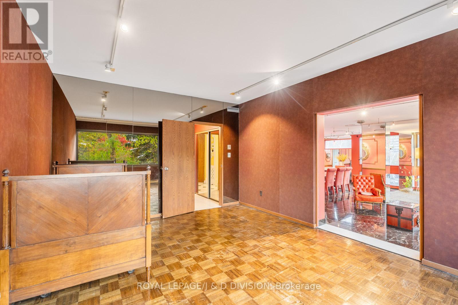 203 - 150 Heath Street W, Toronto, Ontario  M4V 2Y4 - Photo 17 - C12541036