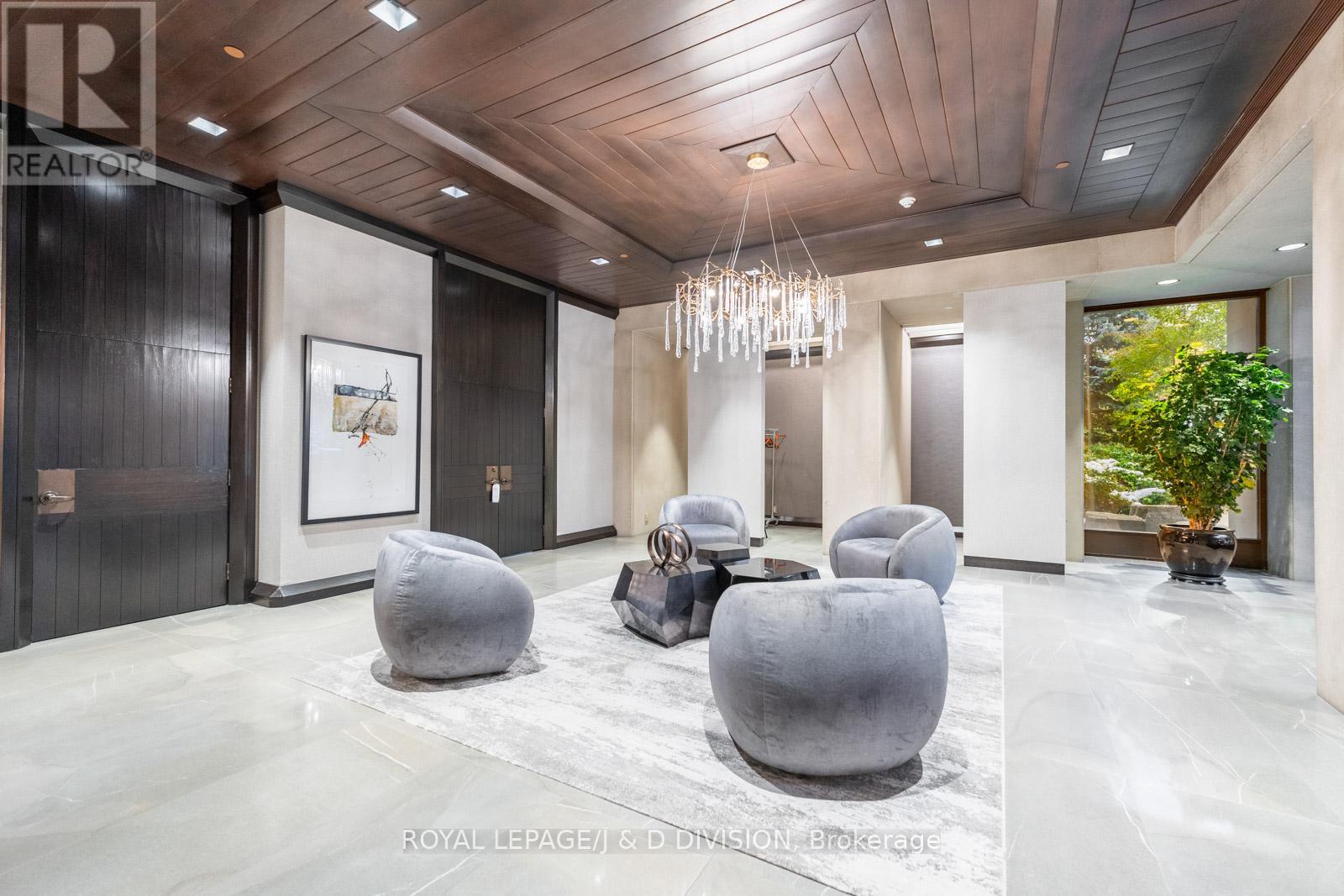 203 - 150 Heath Street W, Toronto, Ontario  M4V 2Y4 - Photo 2 - C12541036