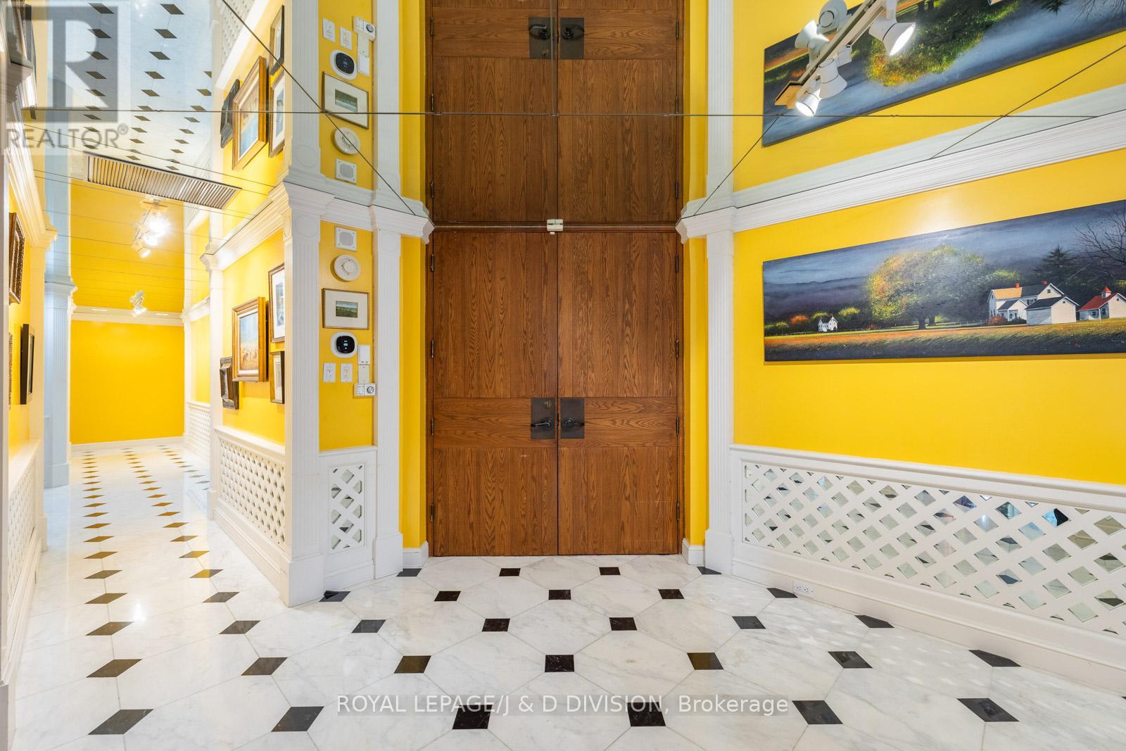 203 - 150 Heath Street W, Toronto, Ontario  M4V 2Y4 - Photo 3 - C12541036