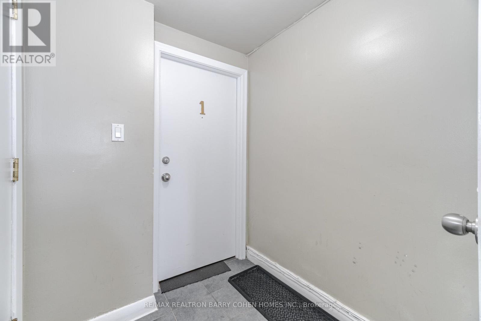 1 - 475 Winona Drive, Toronto, Ontario  M6C 3V2 - Photo 2 - C12541072
