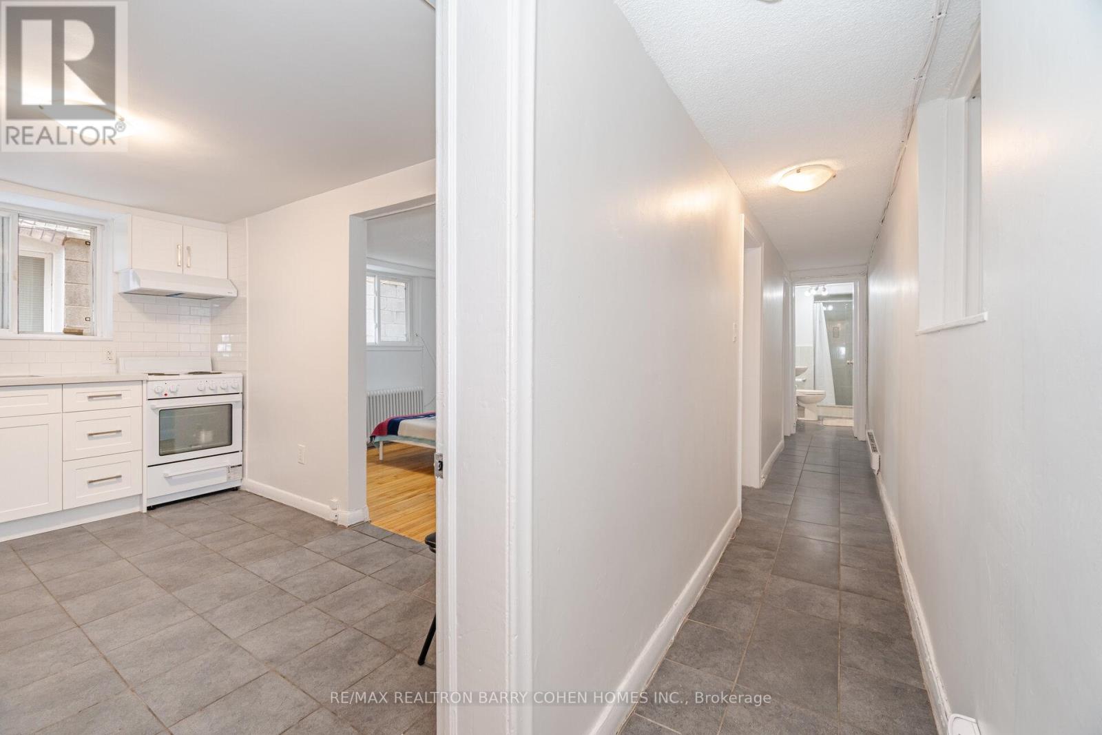 1 - 475 Winona Drive, Toronto, Ontario  M6C 3V2 - Photo 6 - C12541072