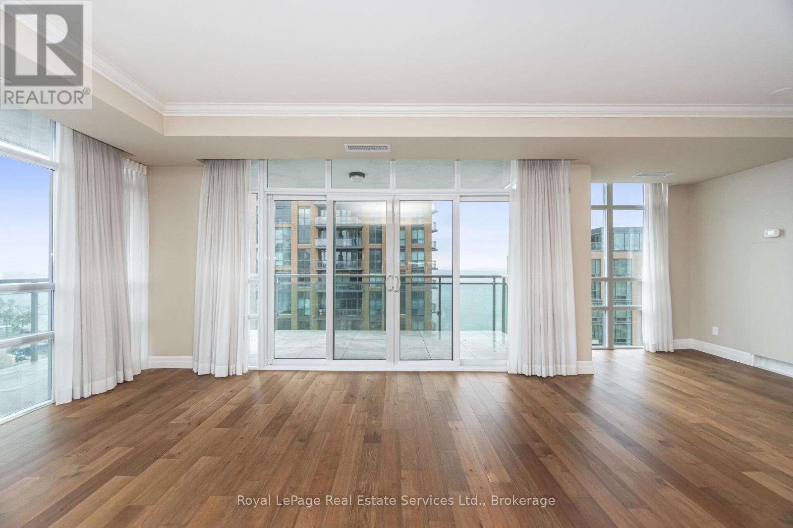 902 - 360 Pearl Street, Burlington, Ontario  L7R 1E1 - Photo 15 - W12541150