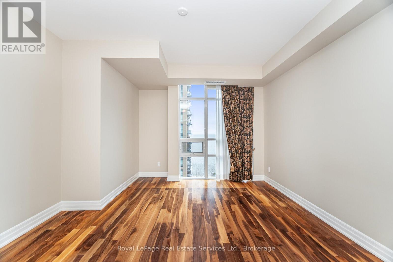 902 - 360 Pearl Street, Burlington, Ontario  L7R 1E1 - Photo 18 - W12541150