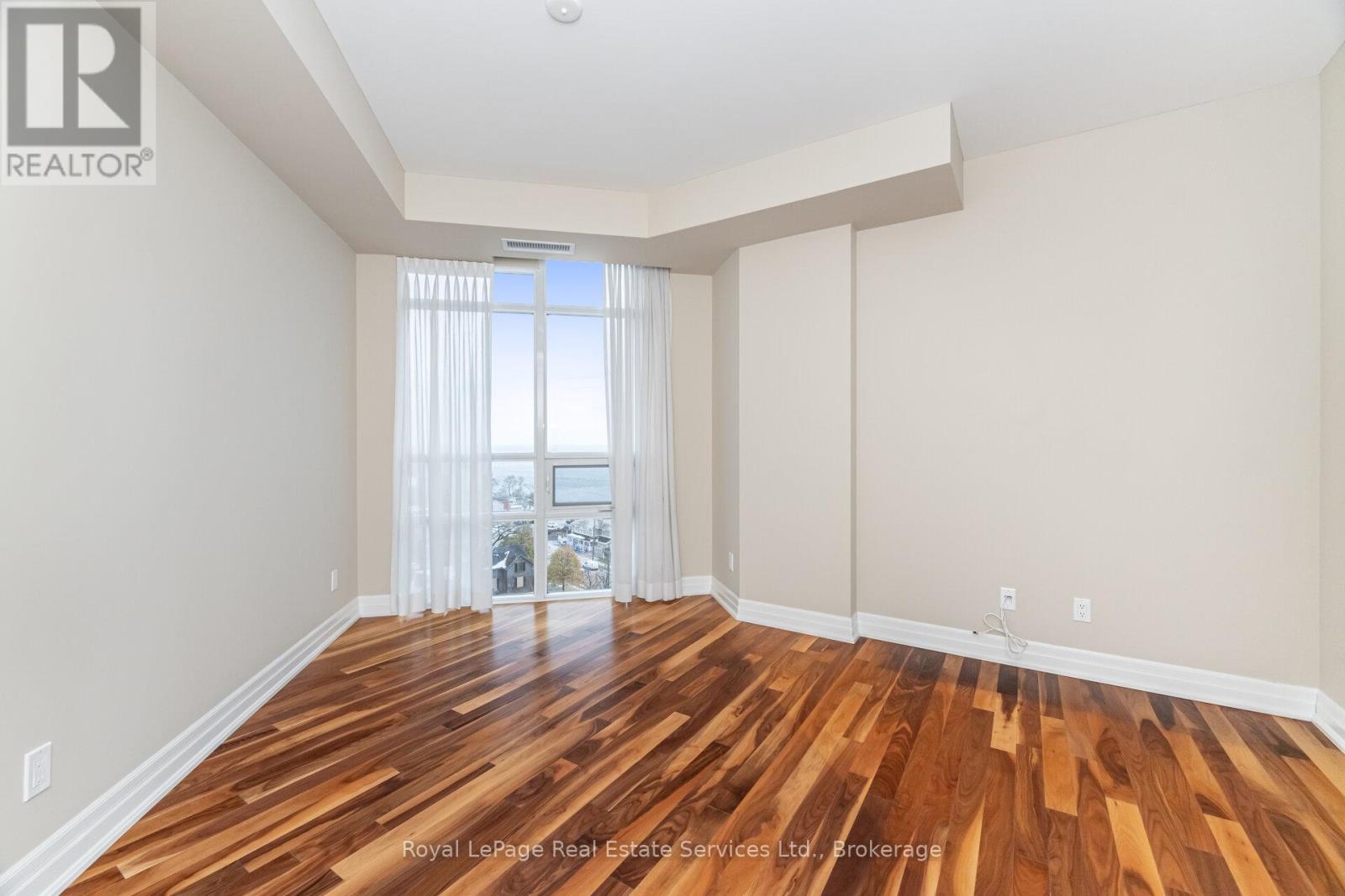 902 - 360 Pearl Street, Burlington, Ontario  L7R 1E1 - Photo 23 - W12541150