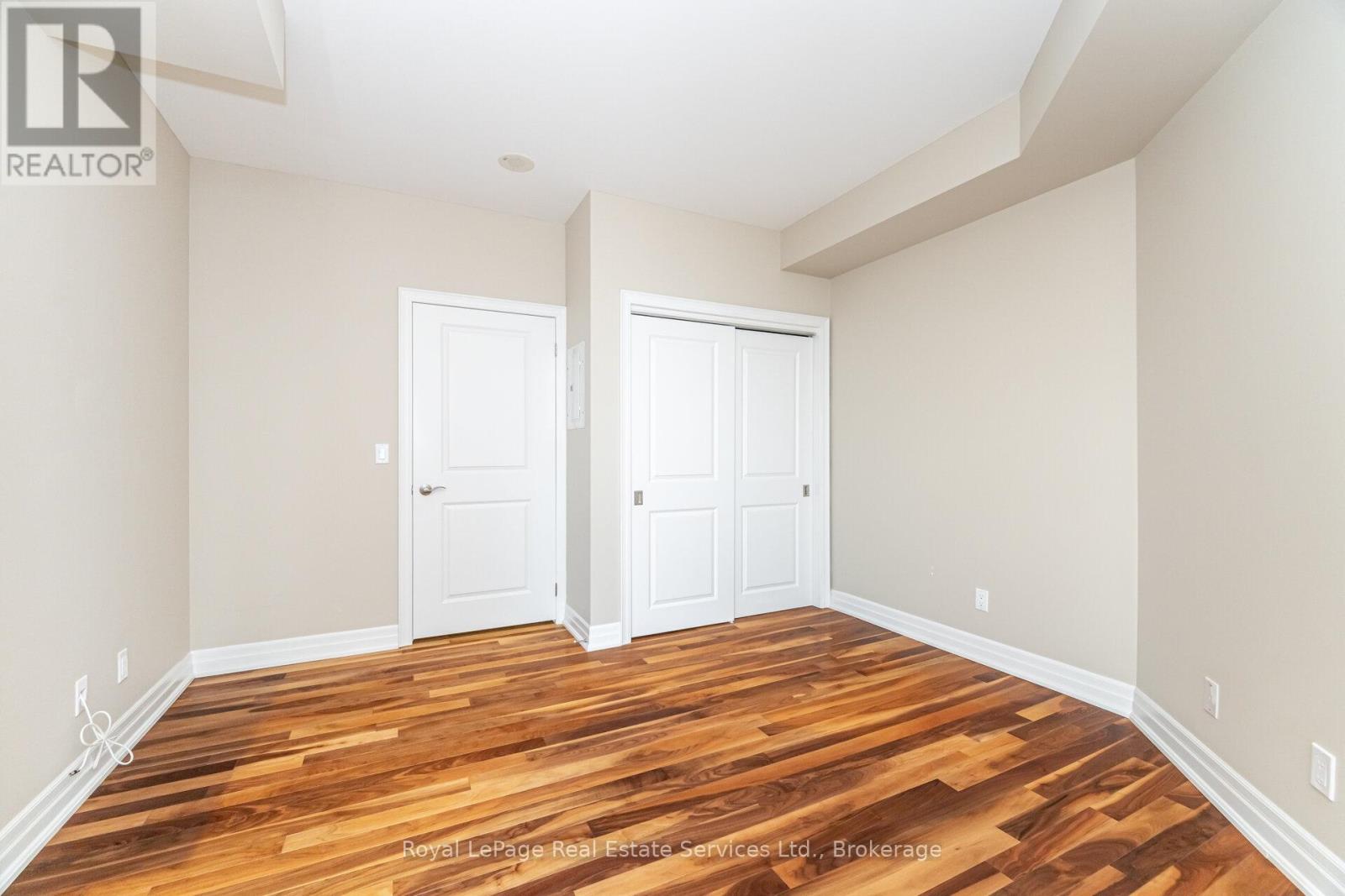 902 - 360 Pearl Street, Burlington, Ontario  L7R 1E1 - Photo 25 - W12541150