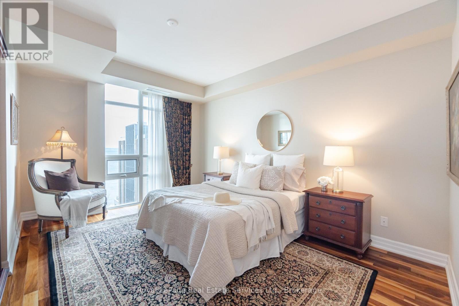 902 - 360 Pearl Street, Burlington, Ontario  L7R 1E1 - Photo 36 - W12541150