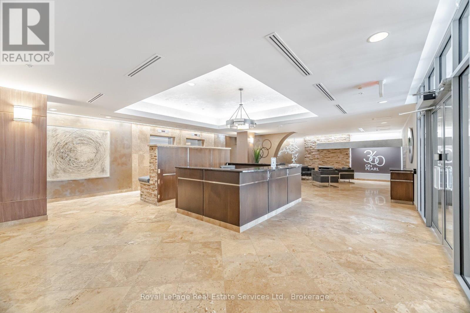 902 - 360 Pearl Street, Burlington, Ontario  L7R 1E1 - Photo 6 - W12541150