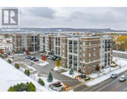 422 - 610 FARMSTEAD DRIVE, Milton, Ontario