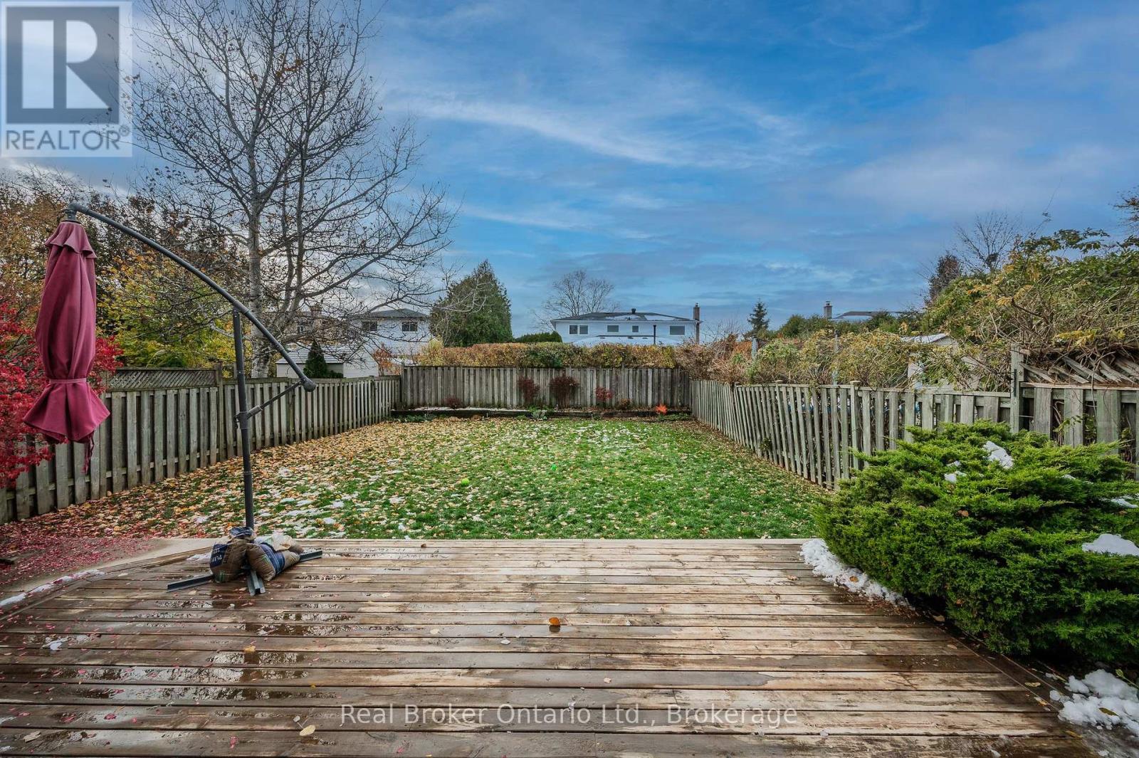 2209 Leominster Drive, Burlington, Ontario  L7P 3W8 - Photo 37 - W12541350