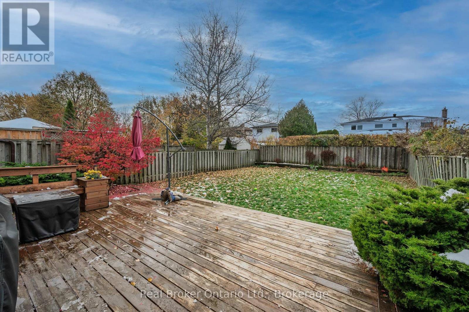 2209 Leominster Drive, Burlington, Ontario  L7P 3W8 - Photo 38 - W12541350