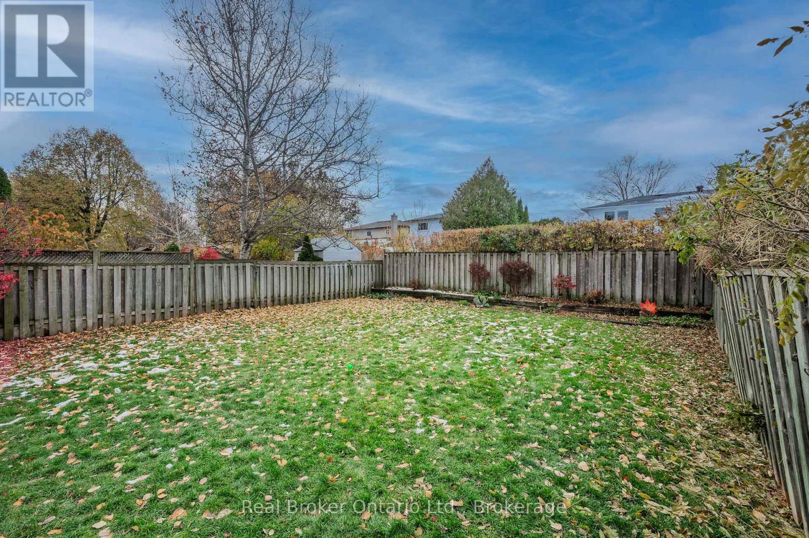 2209 Leominster Drive, Burlington, Ontario  L7P 3W8 - Photo 40 - W12541350