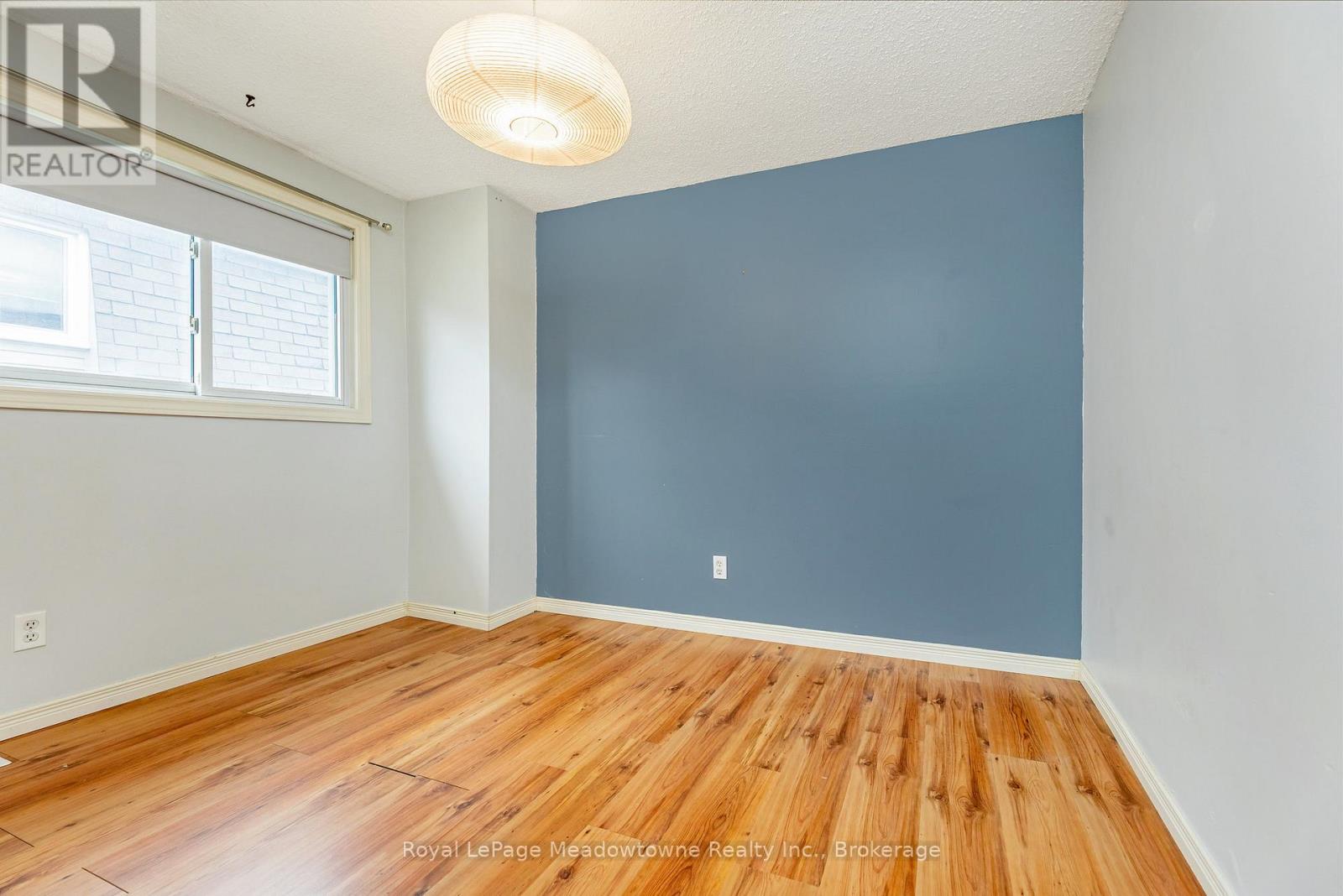 30 Cluthe Crescent, Kitchener, Ontario  N2P 1M8 - Photo 12 - X12541214