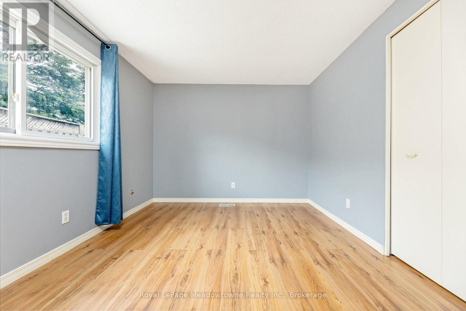 30 Cluthe Crescent, Kitchener, Ontario  N2P 1M8 - Photo 15 - X12541214