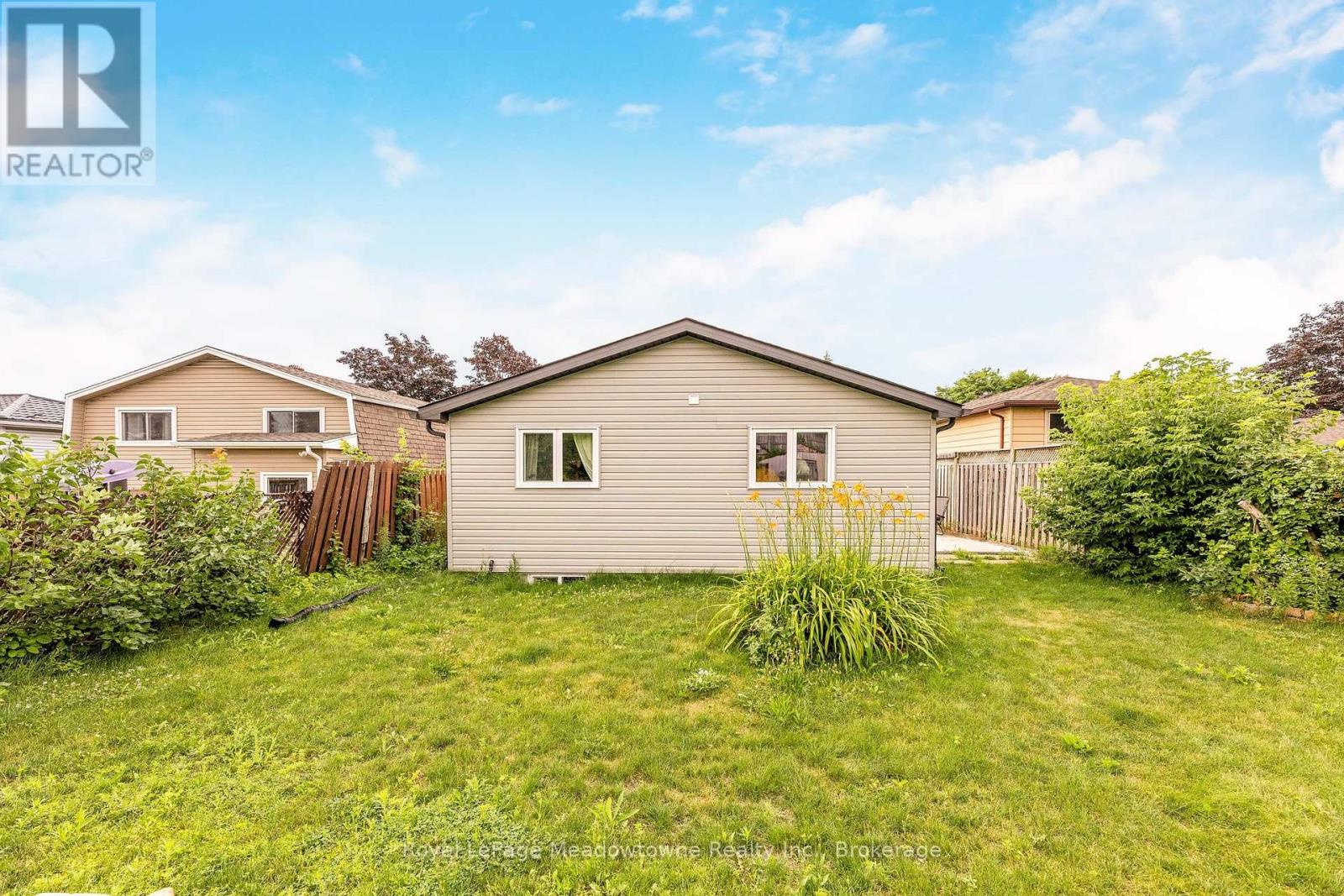 30 Cluthe Crescent, Kitchener, Ontario  N2P 1M8 - Photo 39 - X12541214