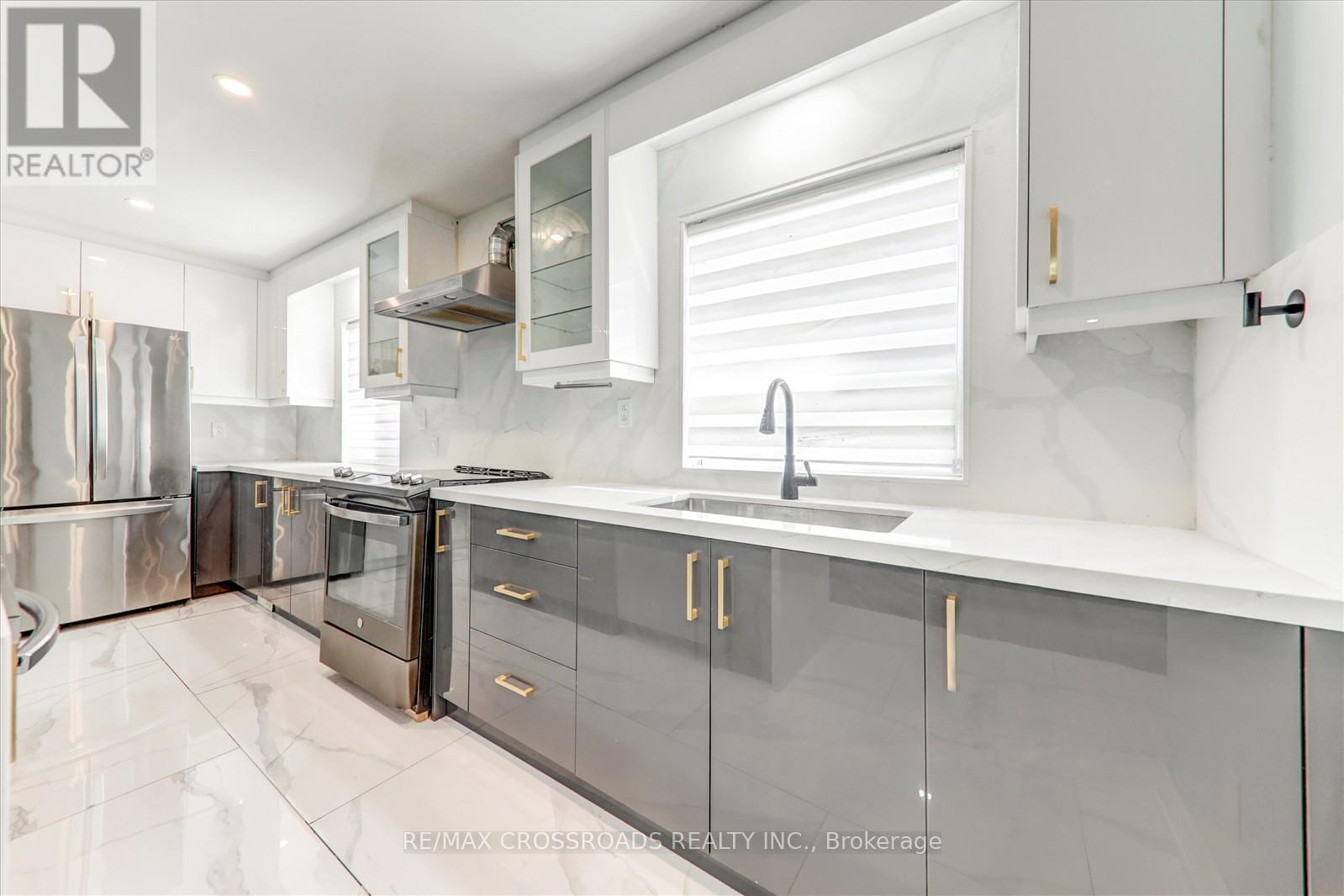 147 Lilian Drive, Toronto, Ontario  M1R 3W6 - Photo 10 - E12409421