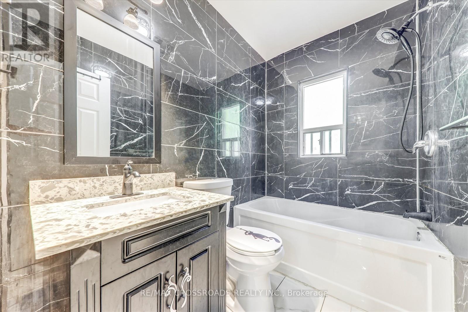 147 Lilian Drive, Toronto, Ontario  M1R 3W6 - Photo 16 - E12409421