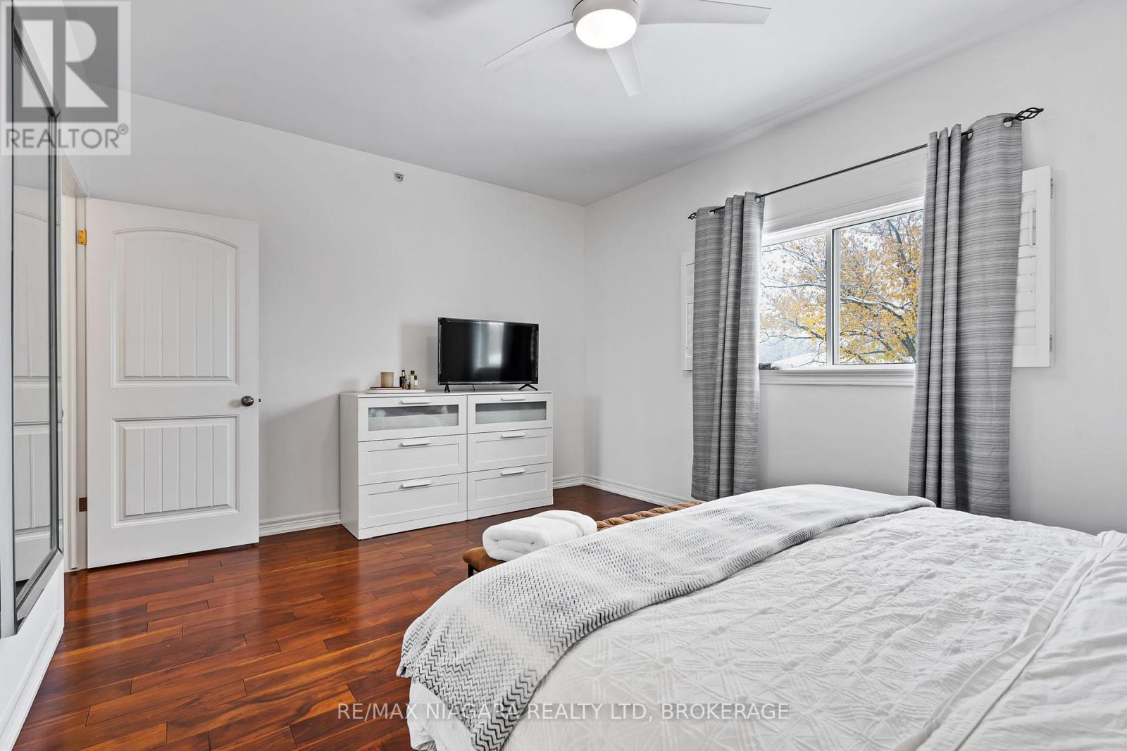 13 Corbin Street, St. Catharines, Ontario L2P 0C2 - Photo 22 - X12541164