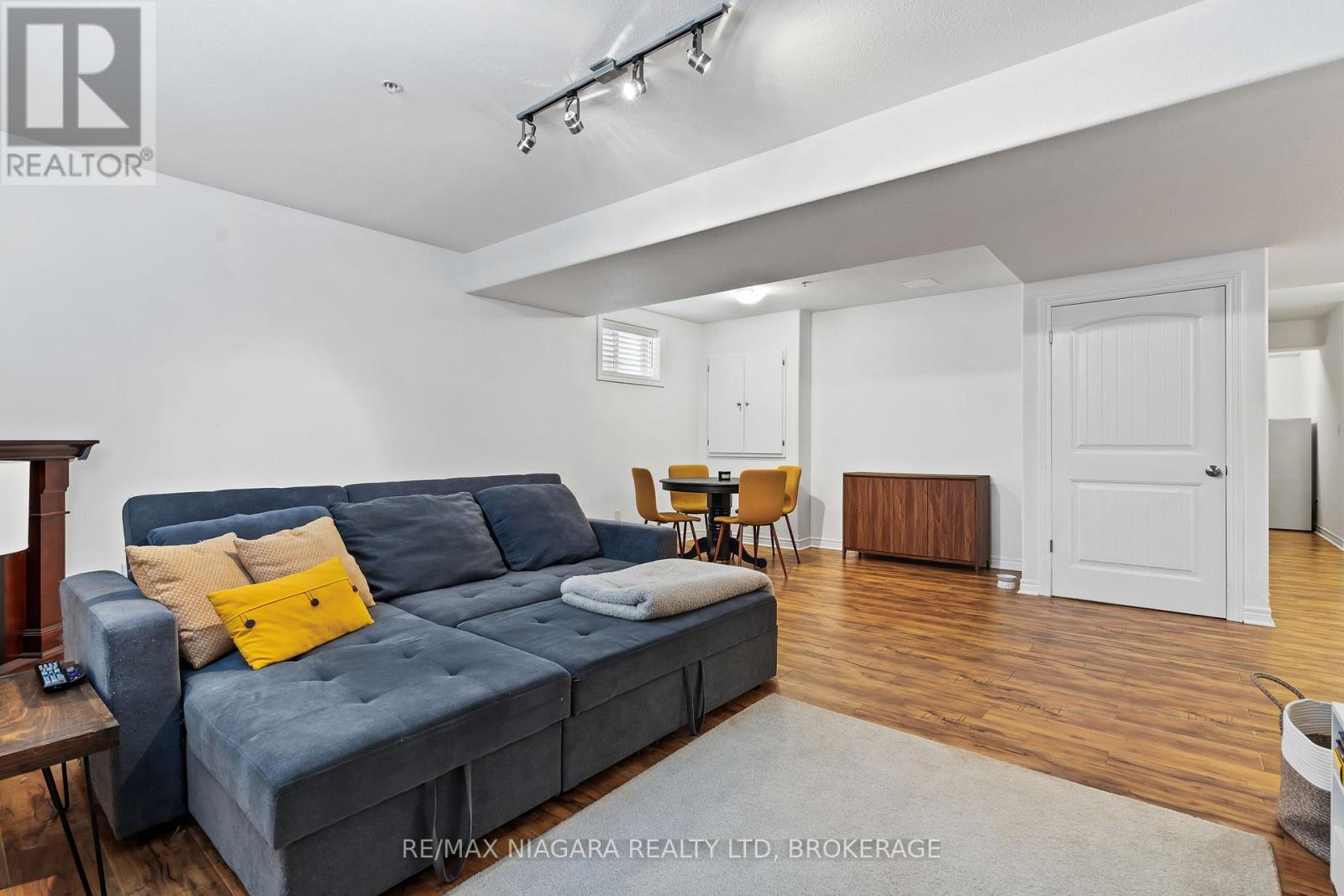 13 Corbin Street, St. Catharines, Ontario L2P 0C2 - Photo 29 - X12541164